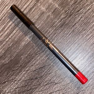 Kylie Cosmetic Lip Liner